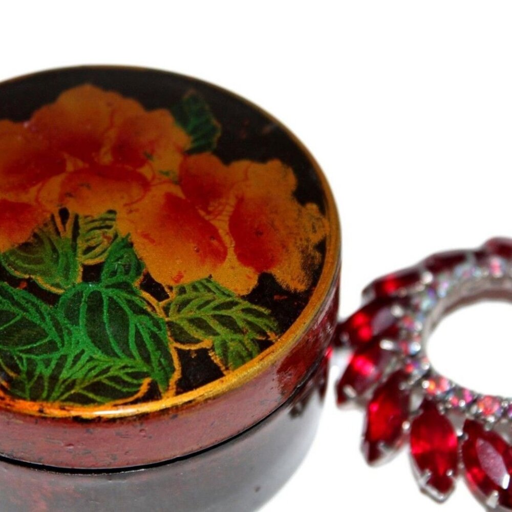 Vintage Ruby Red Rhinestone Circle Brooch In Floral Box - Picture 6 of 6